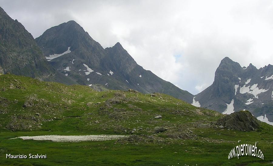 25 Lago bianco sotto il Diavolo.JPG